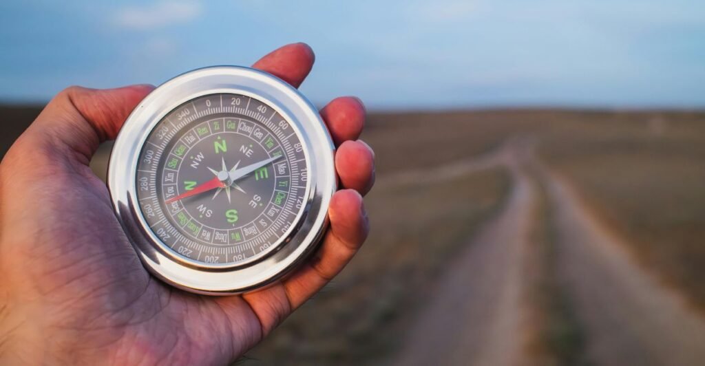 uma tradicional bússola magnética