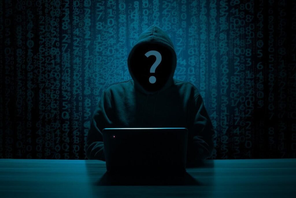 hacker sem mostrar a sua identidade