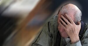 um idoso com alzheimer