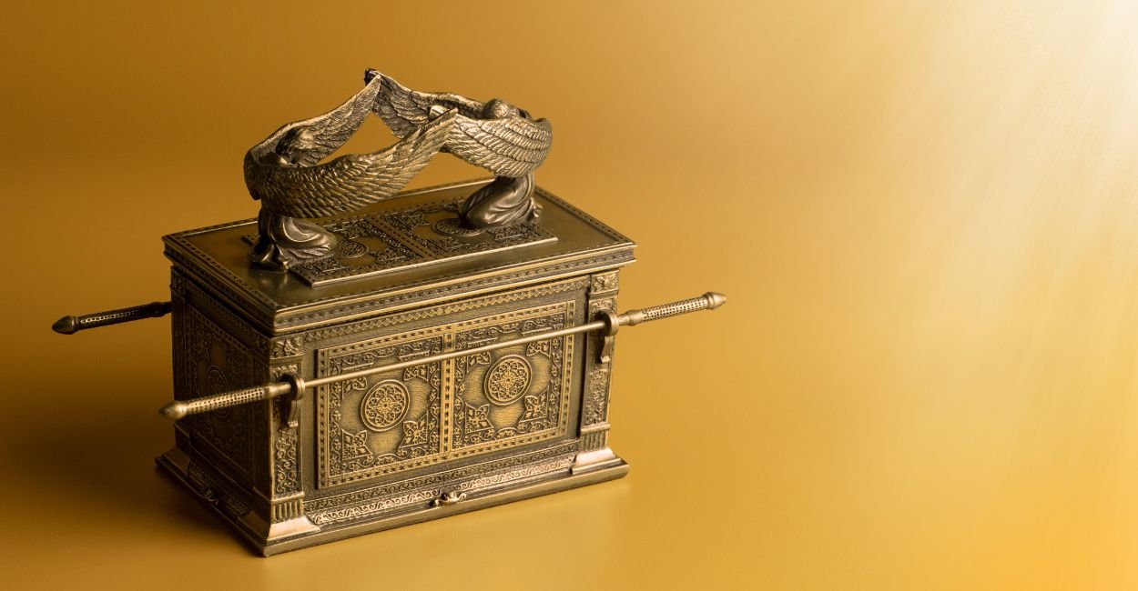 artefato sagrado que guardava as tábuas dos 10 mandamentos