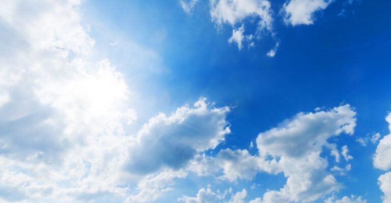nuvens cobrindo o sol